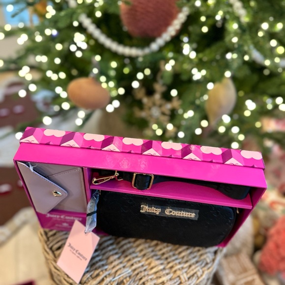 Juicy couture crossbody shoulder bag purse wallet straps gift Christmas - Picture 7 of 9